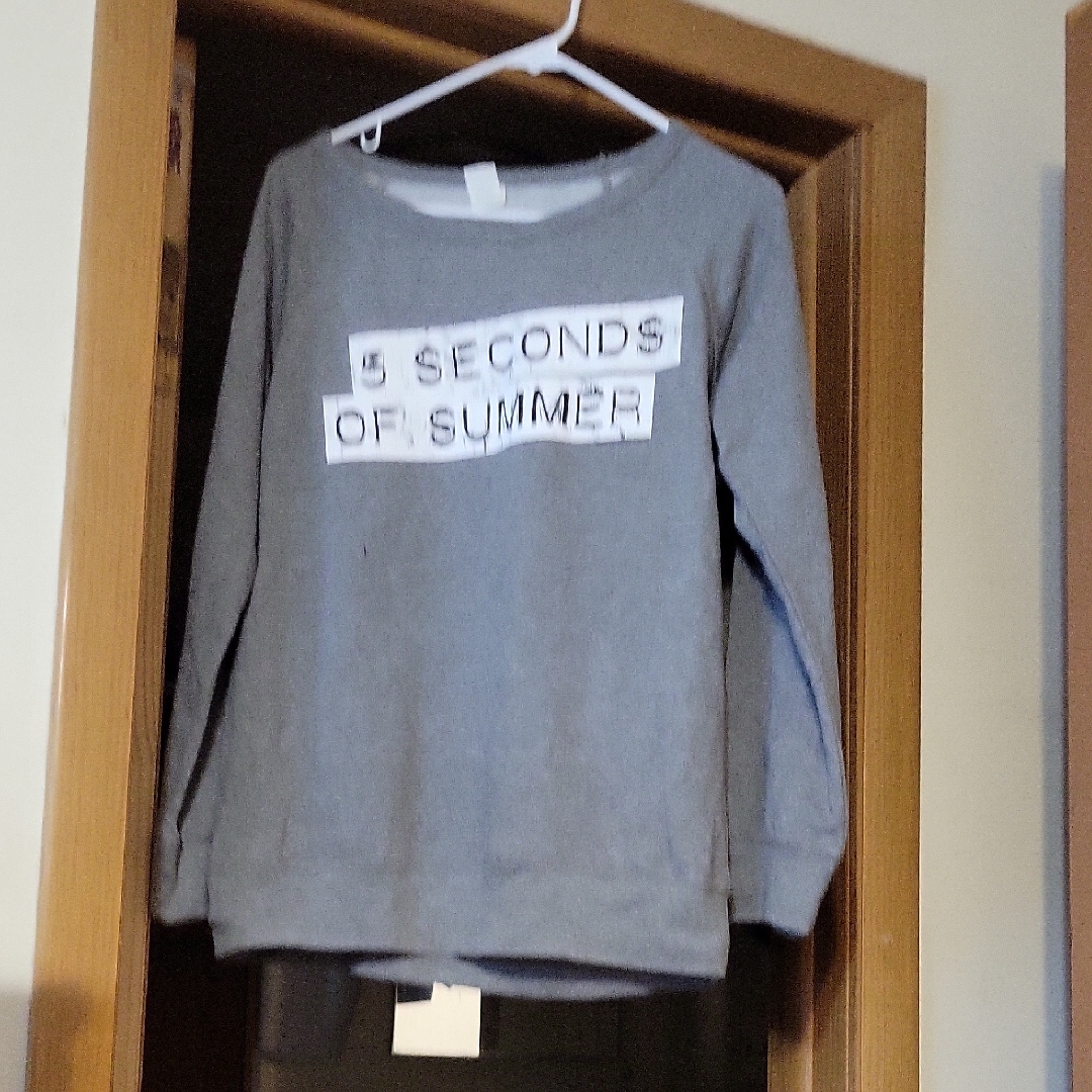 Gray 5 Seconds Of Summer Sweatshirt
